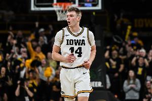 免费国王对阵NBA篮网在线观看_免费国王对阵NBA篮网在线观看在线观看_免费看直播