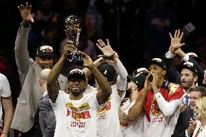 重磅NBA湖人大战勇士直播入口_重磅NBA湖人大战勇士直播入口在线观看_免费看直播