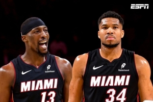 极速NBA马刺对决尼克斯进球集锦_极速NBA马刺对决尼克斯进球集锦在线观看_免费看直播